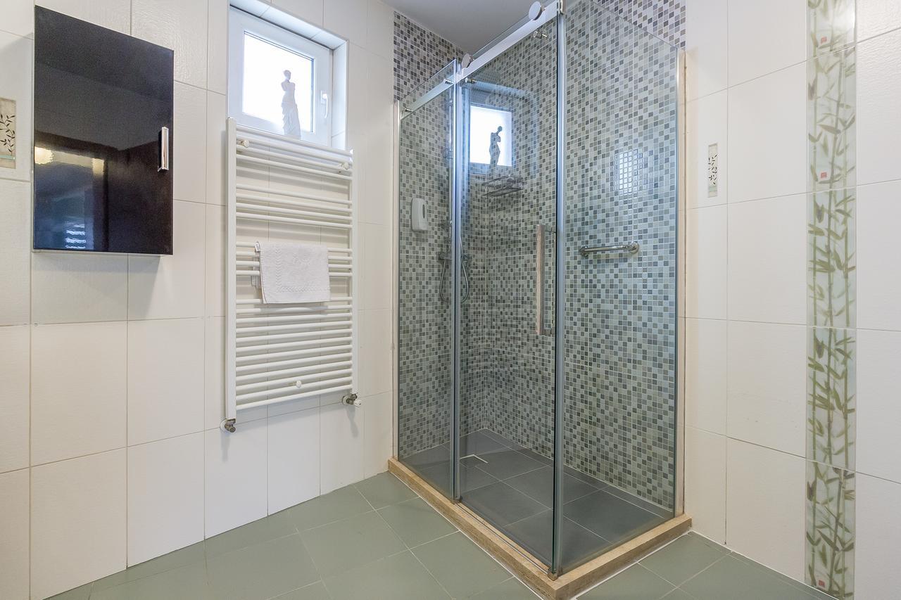 City Apartment Trifoiului Cluj-Napoca Eksteriør billede